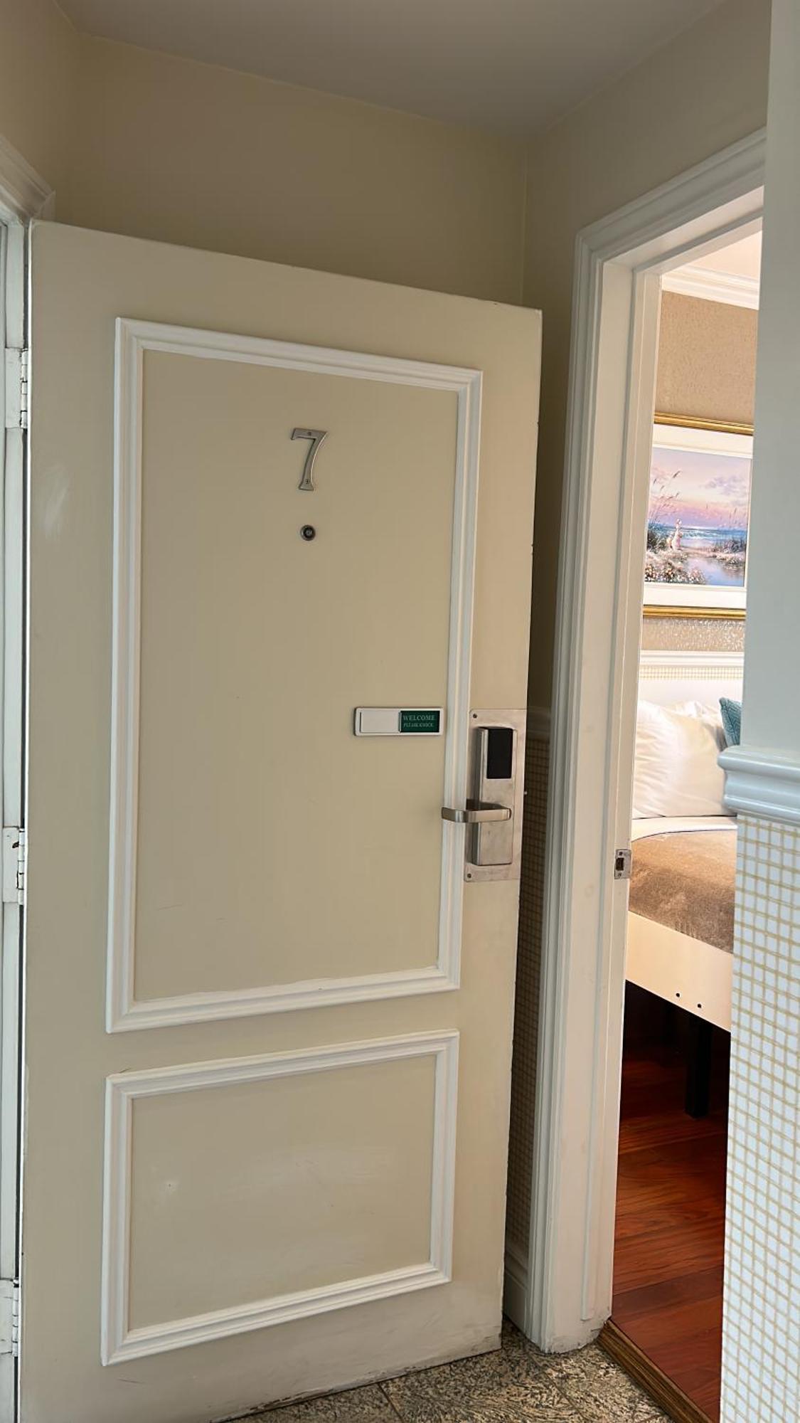 Parc Suites Hotel Монреаль Экстерьер фото